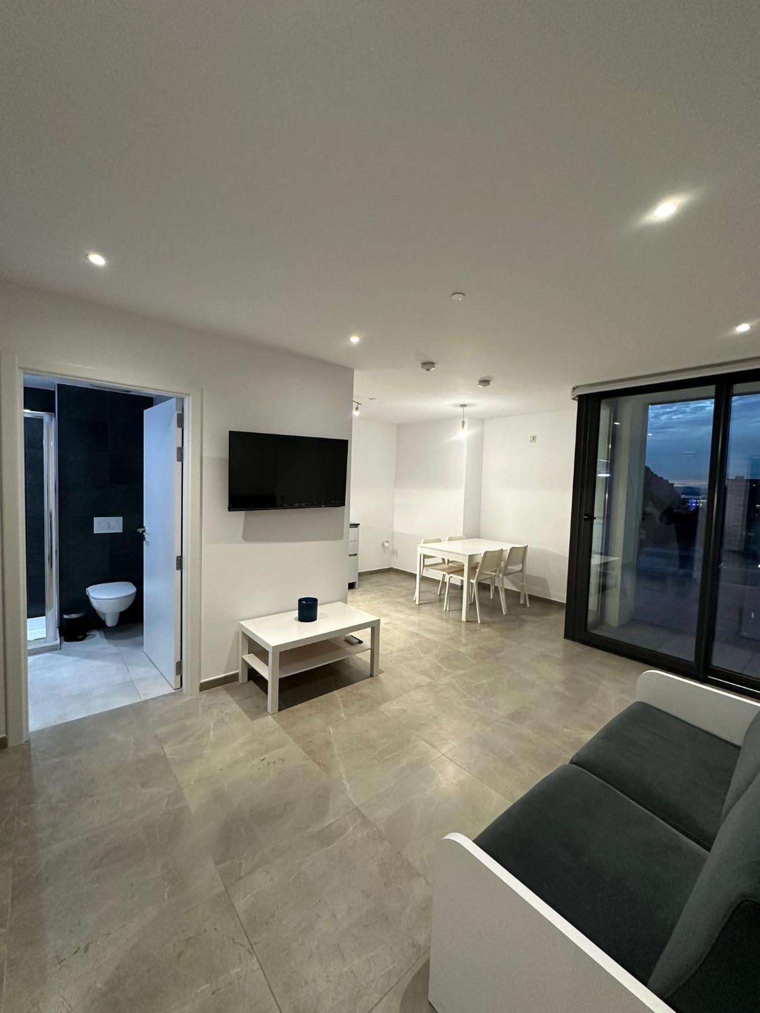 New Cp Luxury Studio With Spa Gibraltar Exterior photo